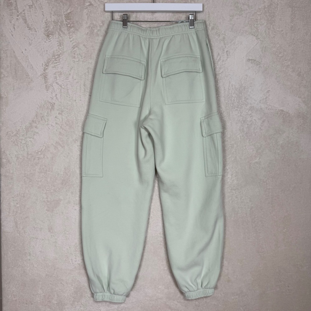 Aritzia Sweatfleece Mega Cargo Sweatpants Sage Green M Cozy Premium - Picture 2 of 8